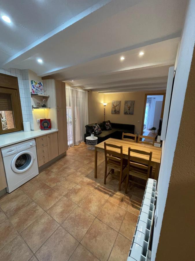 Apartamento con encanto El Pont de Suert Bagian luar foto