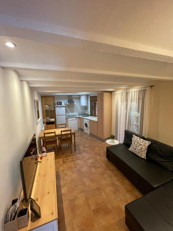 Apartamento con encanto El Pont de Suert Bagian luar foto
