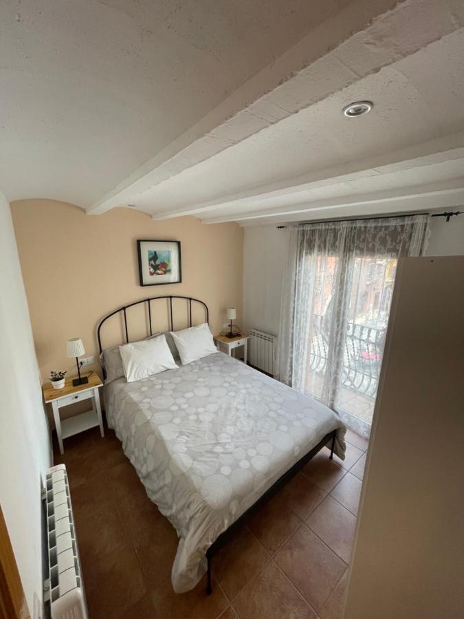 Apartamento con encanto El Pont de Suert Bagian luar foto